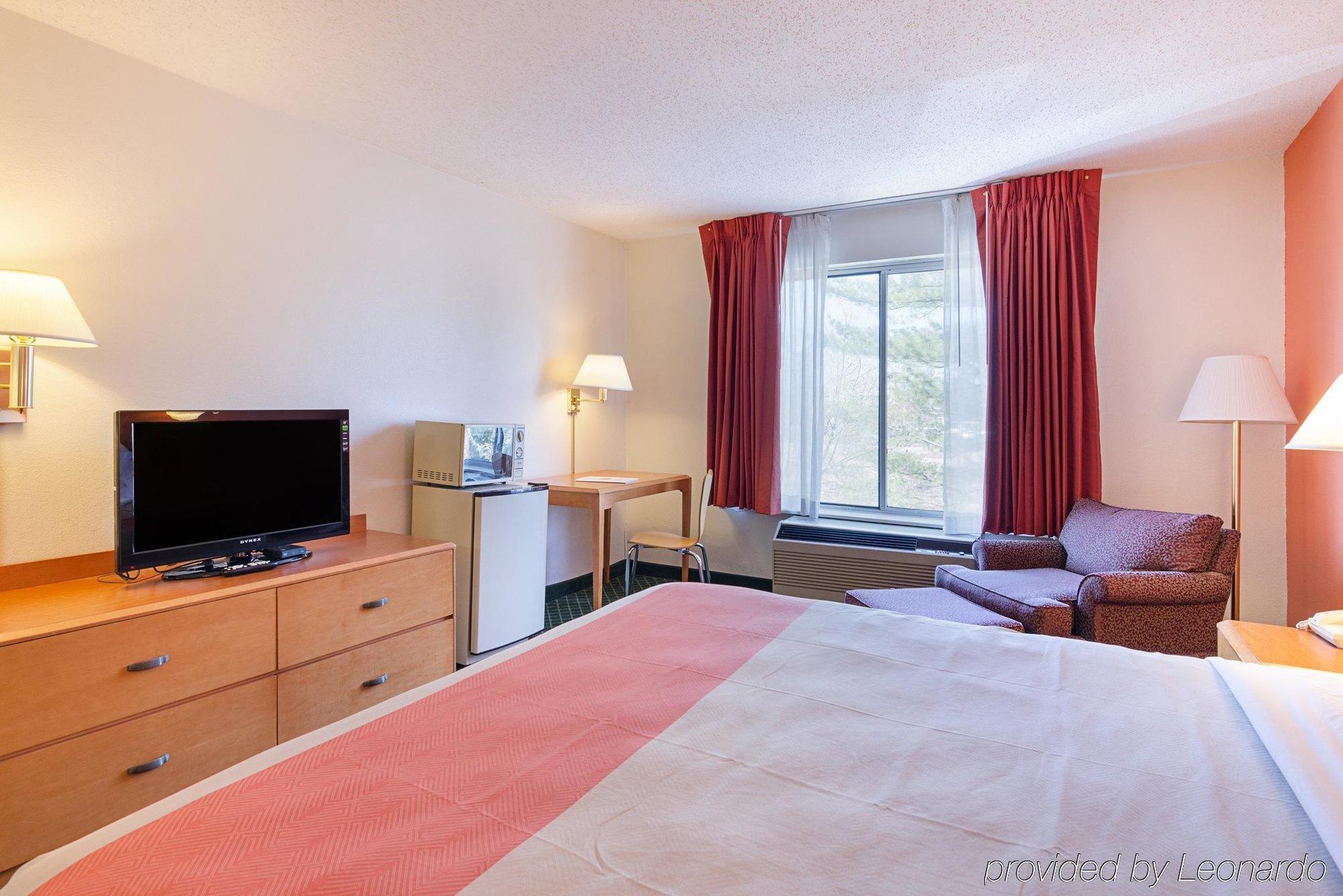 Econo Lodge Inn & Suites Johnson City Exteriér fotografie