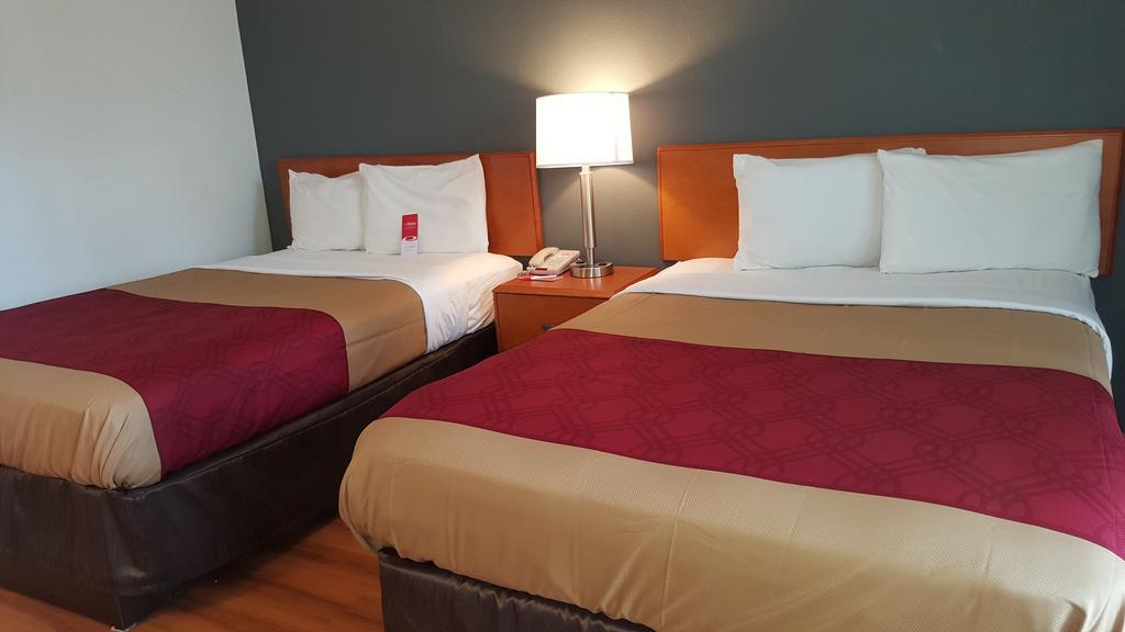 Econo Lodge Inn & Suites Johnson City Exteriér fotografie