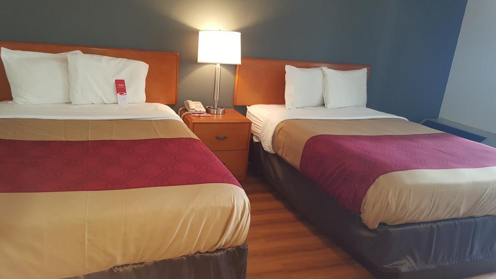 Econo Lodge Inn & Suites Johnson City Exteriér fotografie