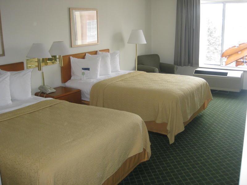 Econo Lodge Inn & Suites Johnson City Pokoj fotografie