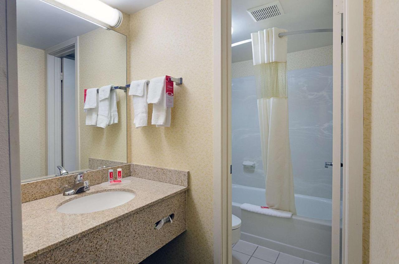 Econo Lodge Inn & Suites Johnson City Exteriér fotografie