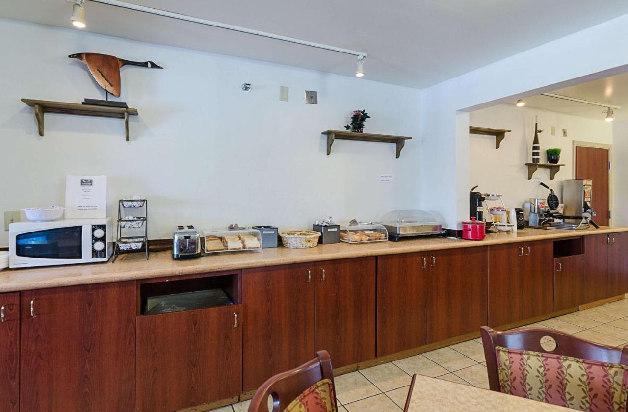 Econo Lodge Inn & Suites Johnson City Exteriér fotografie